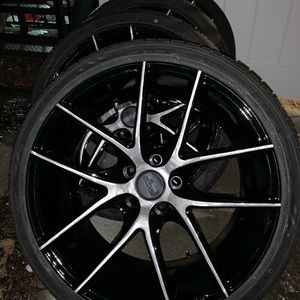 Niche wheels 19x8.5